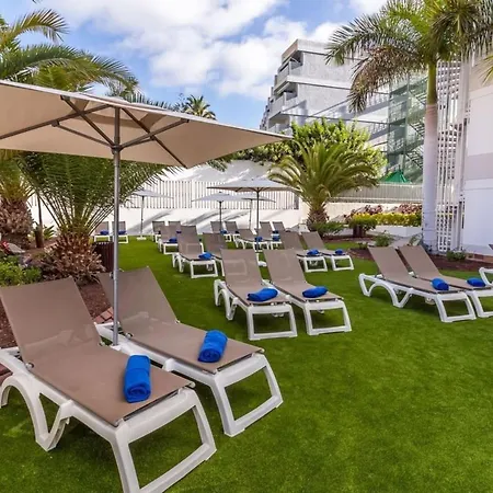 아파트 Deluxe Pool View With Half Board, Freewifi A 250m From The 플라야 델 잉글스