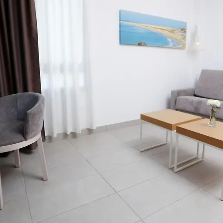 Deluxe Pool View With Half Board, Freewifi A 250m From The