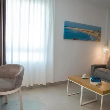 Deluxe Pool View With Half Board, Freewifi A 250m From The * Playa del Inglés